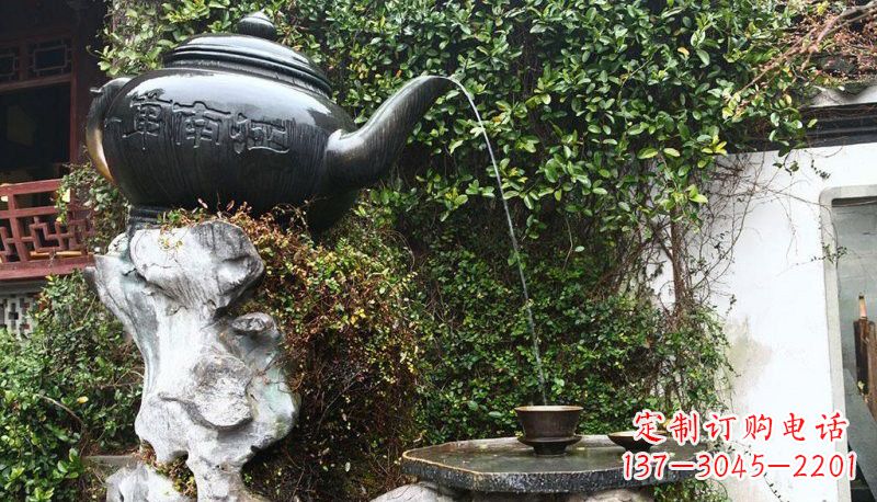 金华铜雕茶壶,雕刻美景,带您开启新的旅程