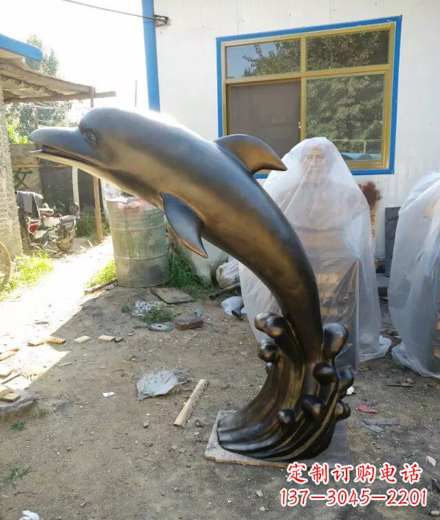 金华公园喷水海豚动物铜雕