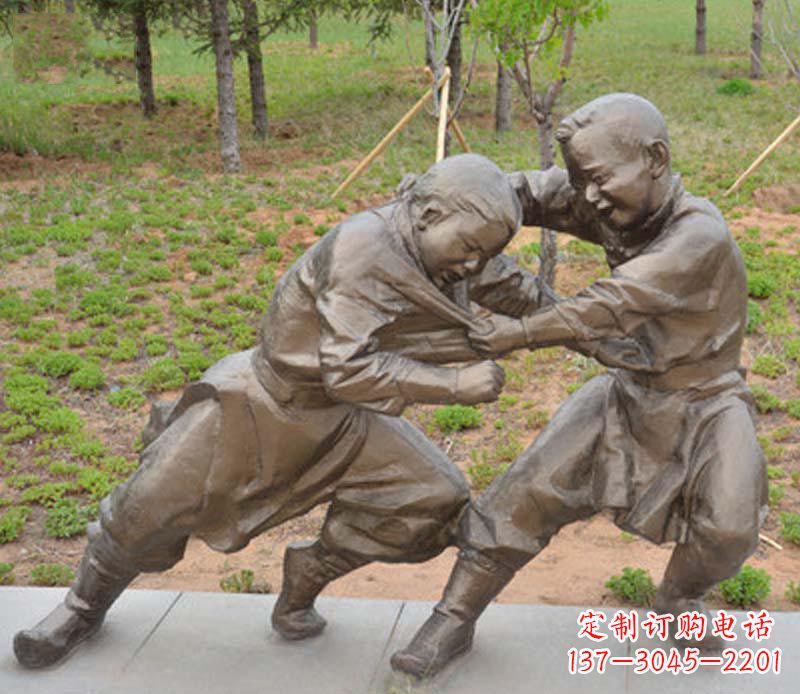 金华公园摔跤的小男孩铜雕