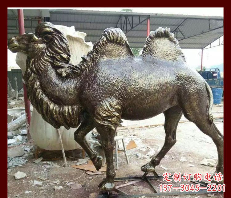 金华双峰骆驼铜雕塑,精美绝伦