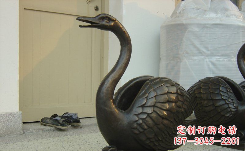 金华公园天鹅动物铜雕 (3)