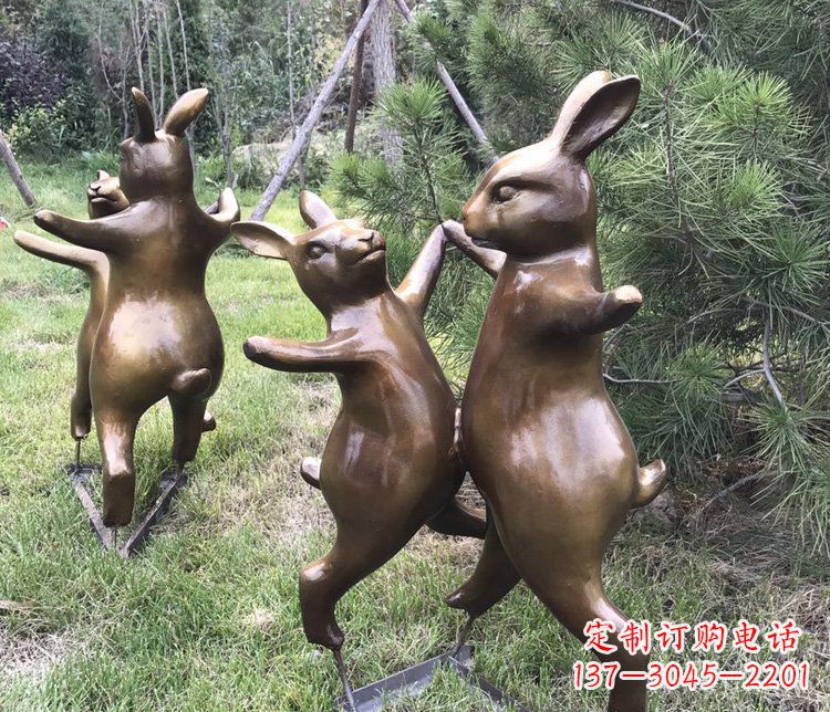 金华铜雕奔跑兔子动物雕塑