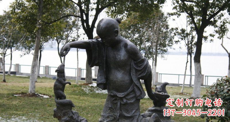 金华铜质高端松鼠雕塑