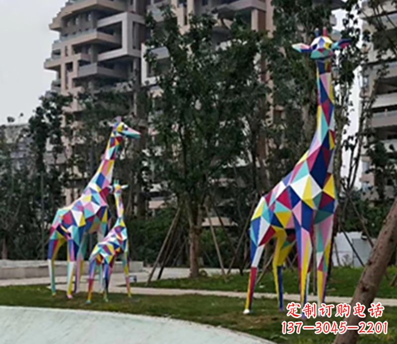 金华精美高雅的长颈鹿雕塑