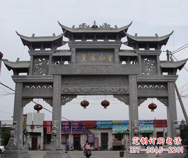 金华古城牌坊雕塑,让历史永久流传
