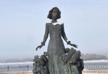 金华铜雕学生人物欢乐的小学生雕塑