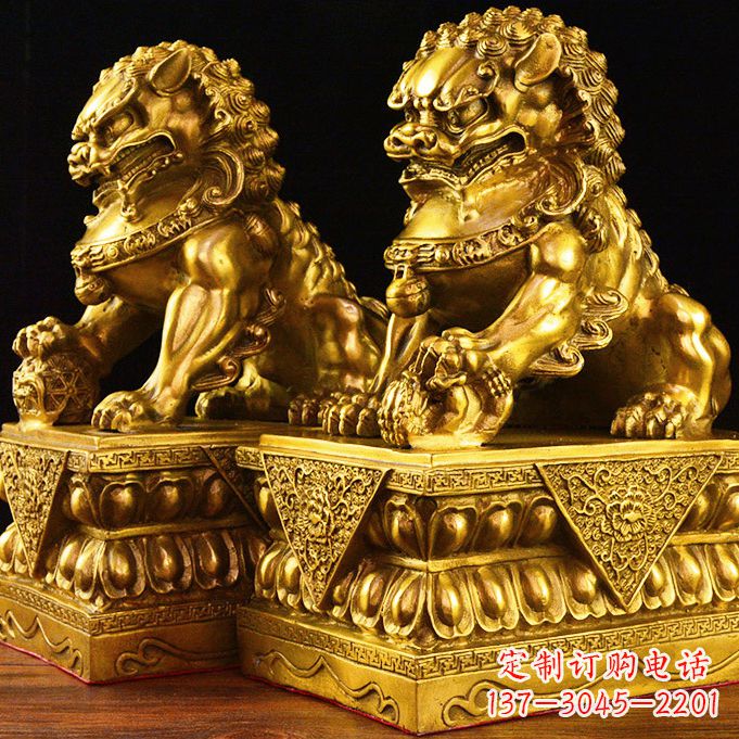 金华故宫金狮子雕塑,精工细技定制爱心图案