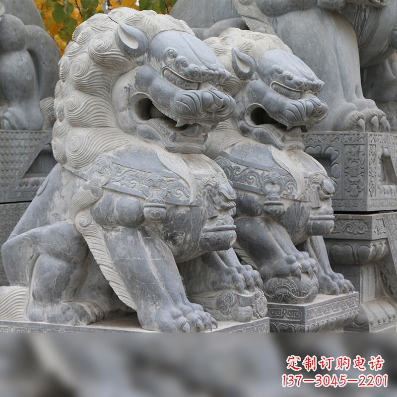 金华中领雕塑:仿故宫青石狮子雕塑