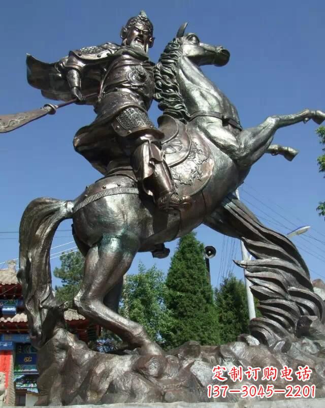 金华精美绝伦的关公骑马雕塑