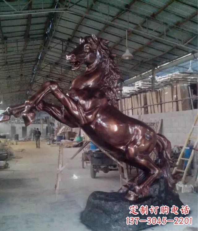 金华广场奔马铜雕