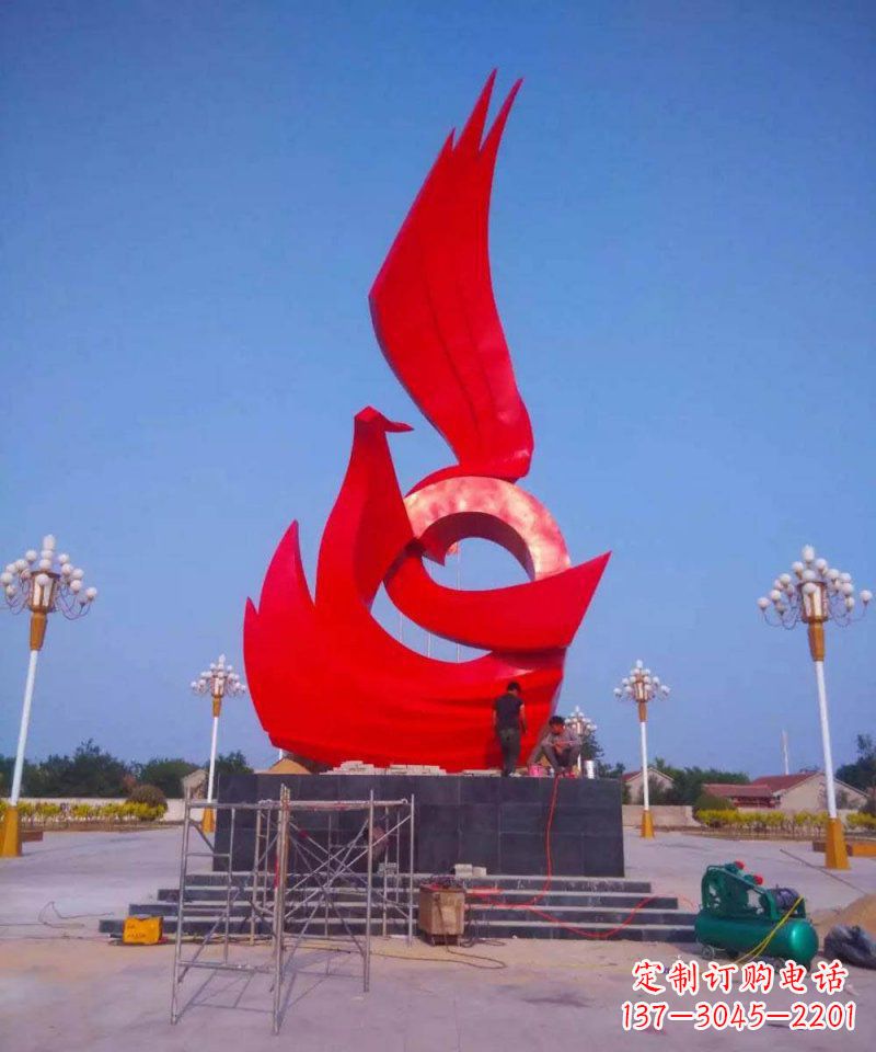金华广场不锈钢彩色凤凰景观雕塑