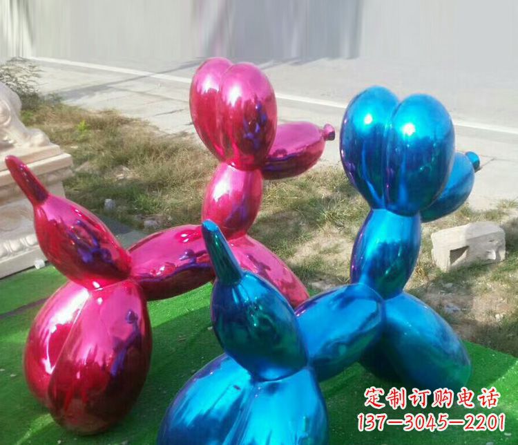 金华中领雕塑:精美不锈钢小狗雕塑,给您带来温馨的家庭氛围!