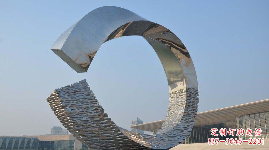 金华广场不锈钢抽象圆环雕塑1
