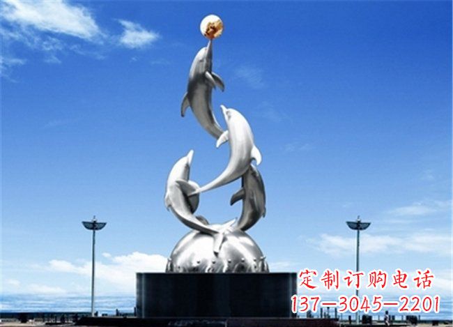 金华欢腾动物——勇敢的海豚雕塑