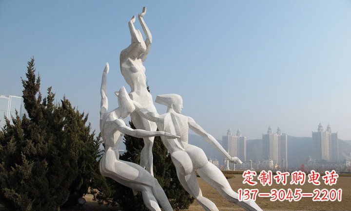 金华中领雕塑:优雅动人的不锈钢滑冰女孩雕塑