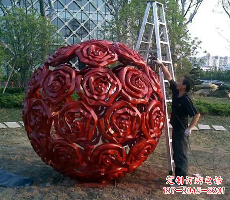 金华不锈钢玫瑰花镂空雕塑