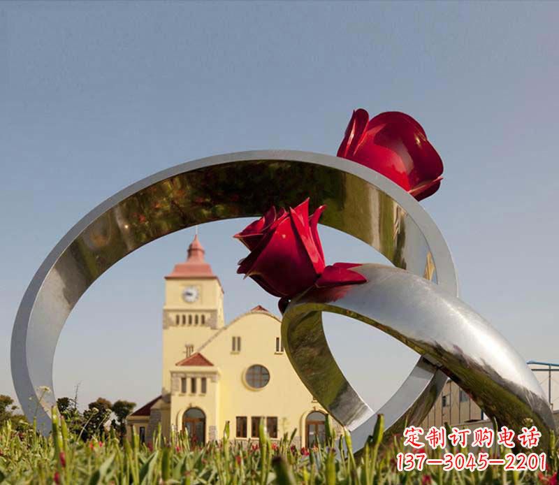 金华中领雕塑:风格独特的不锈钢玫瑰戒指雕塑