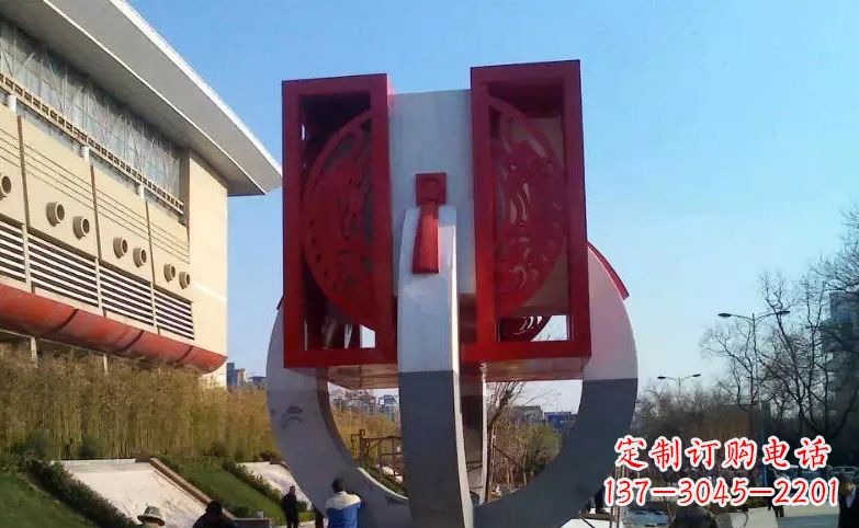 金华广场不锈钢圆环雕塑 (2)