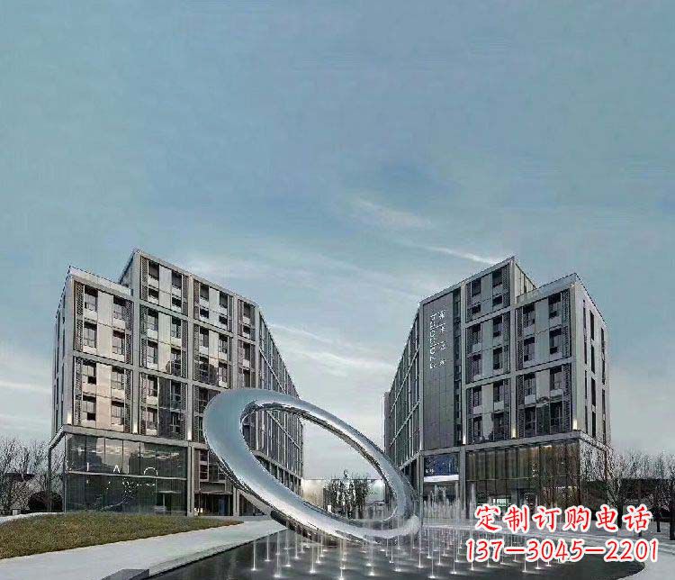 金华完美和谐的圆环景观雕塑