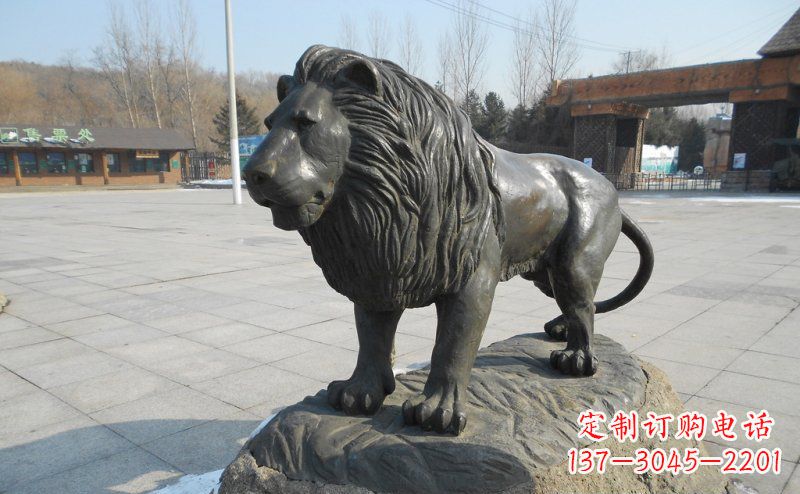 金华中领雕塑推出一款精美的华丽非洲狮铜雕,将…