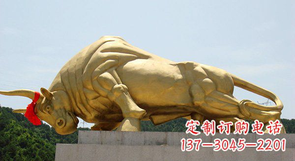 金华广场黄铜奔牛铜雕