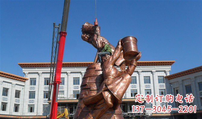 金华广场美女跳舞景观铜雕