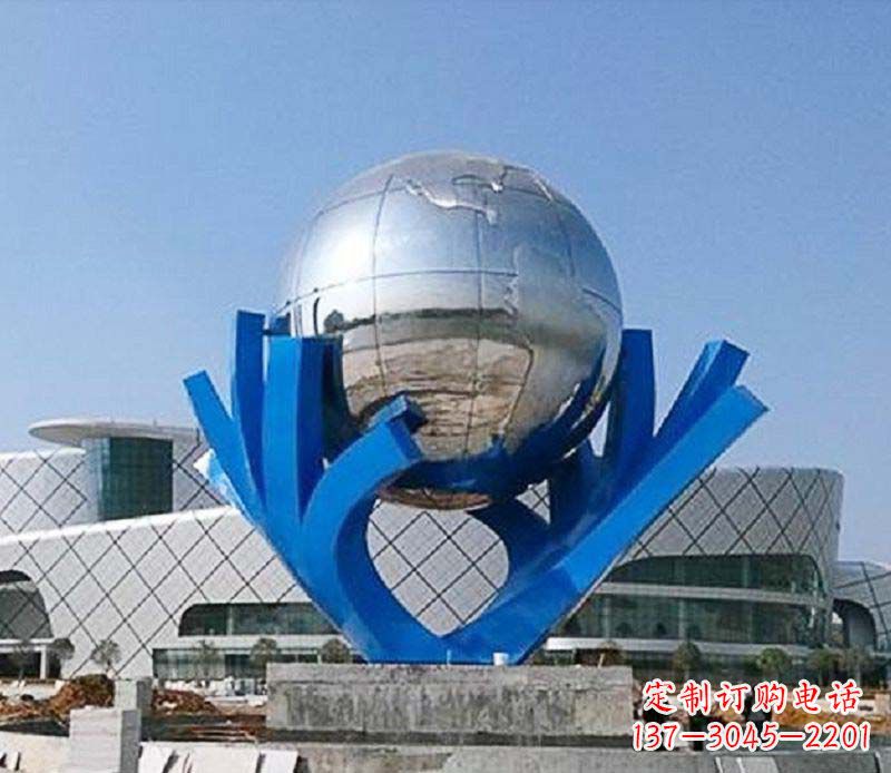 金华中领雕塑打造把地球握在手中精致不锈钢抽象雕塑