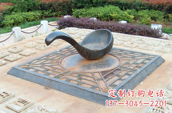 金华广场指南针景观铜雕