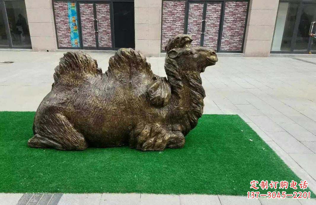 金华完美艺术──骆驼跪姿铜雕