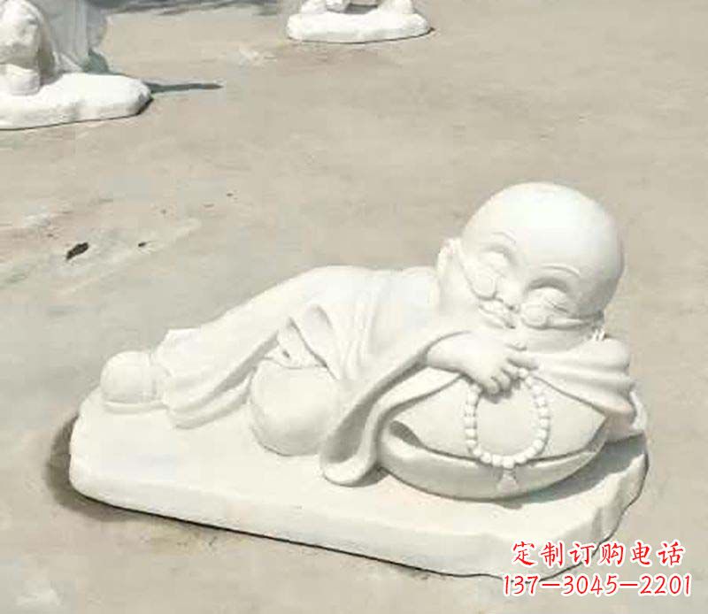金华传统尊贵,别具一格的汉白玉小和尚雕塑