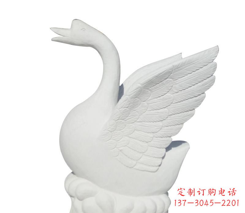 金华汉白玉雕刻的精美天鹅雕塑