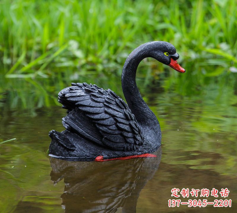 金华精致风范:黑天鹅展翅玻璃钢仿真雕塑