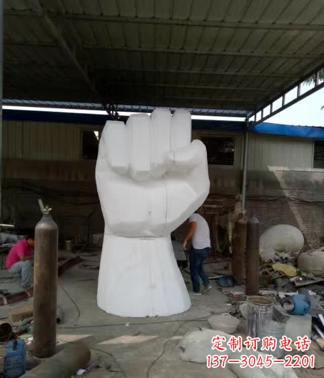 金华中领雕塑推出户外不锈钢拳头雕塑