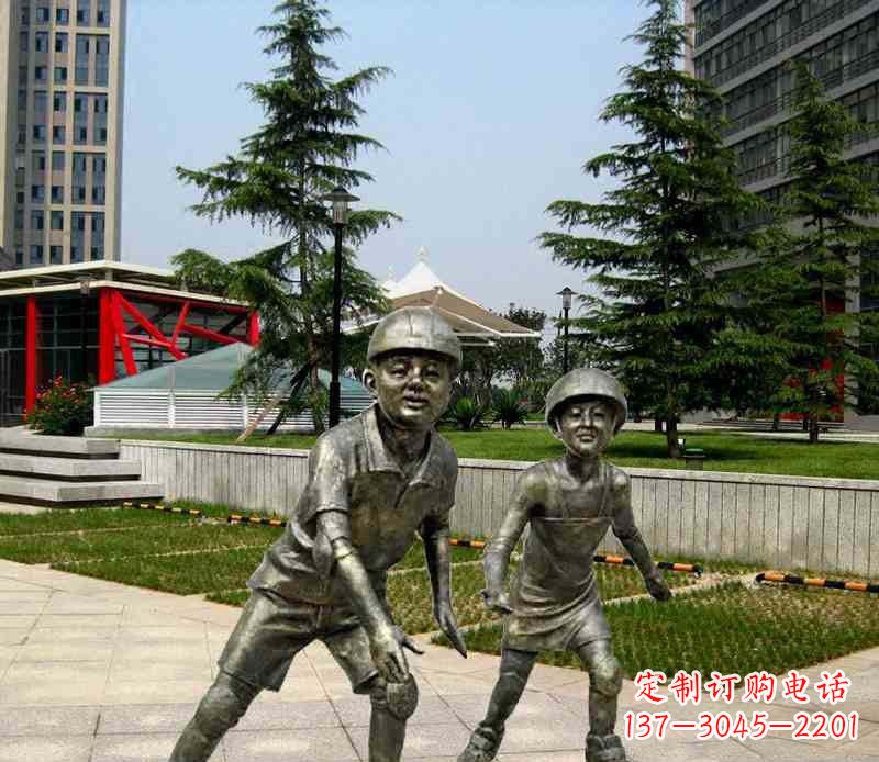 金华滑旱冰男孩铜雕,精细而引人入胜