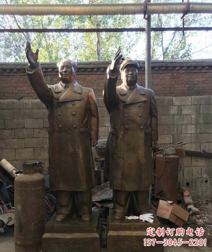 金华毛主席伟人铜雕——永恒的领袖形象