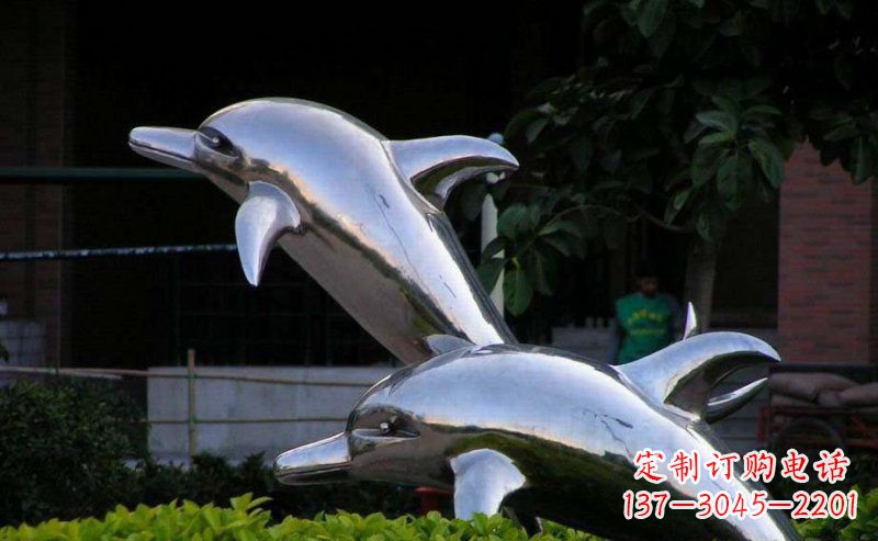 金华彰显自由灵动的不锈钢跳跃海豚雕塑