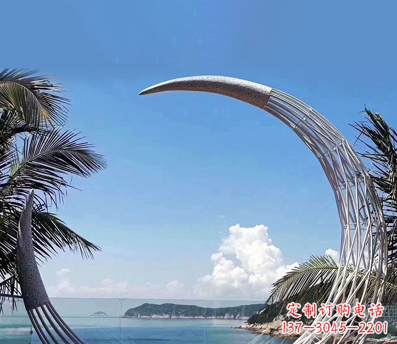 金华无比耀眼的不锈钢月亮雕塑