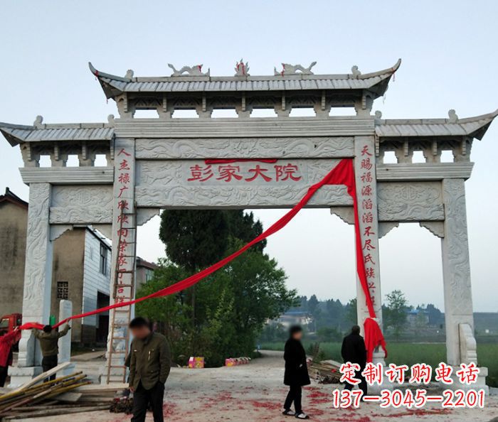 金华景区三门牌坊石雕 (16)