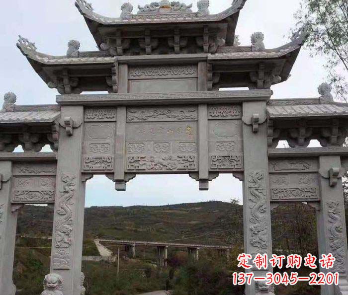 金华地标性的三门石雕牌坊