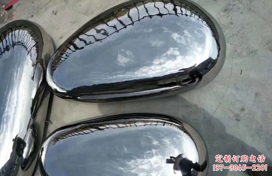 金华镜面水滴不锈钢雕塑