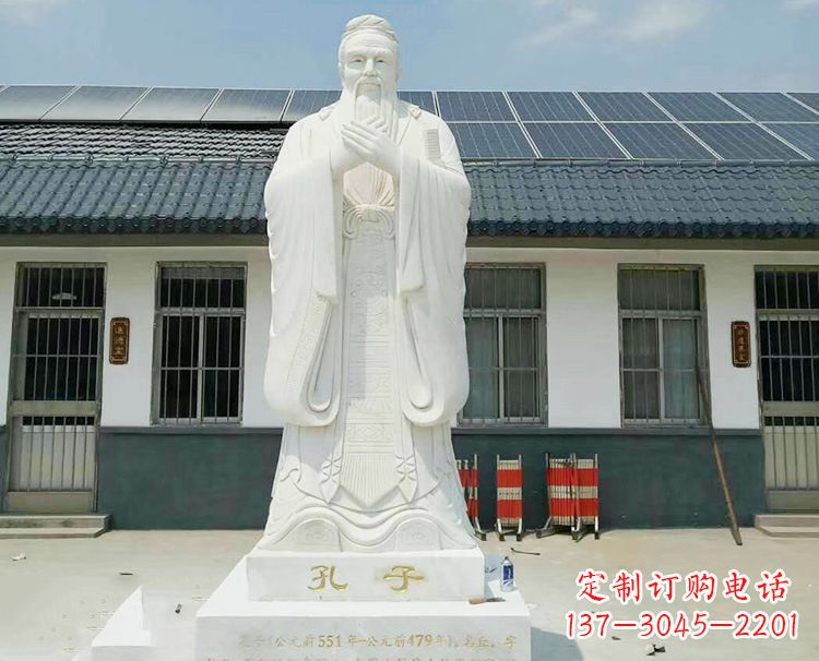 金华孔子伸舌头的雕像
