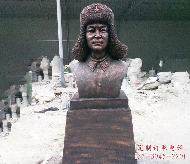 金华雷锋广场伟人铜雕