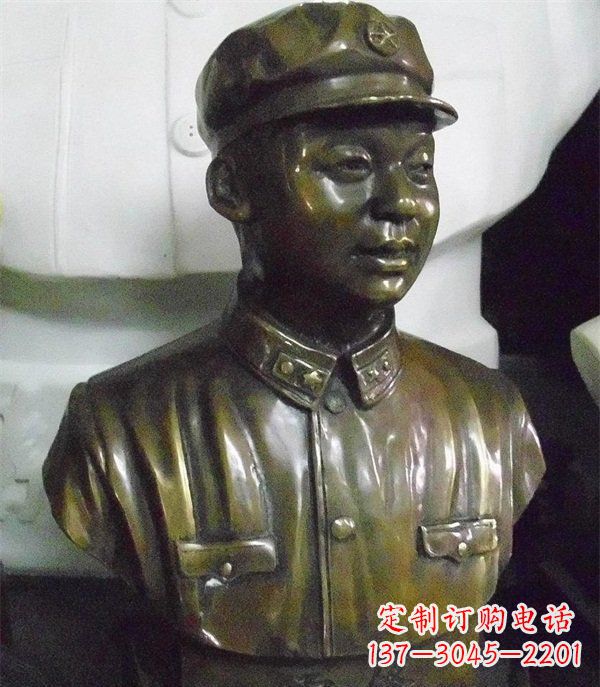 金华雷锋胸像校园玻璃钢仿铜人物雕塑