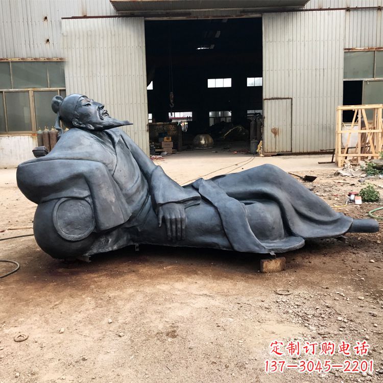 金华李白醉卧铜雕塑