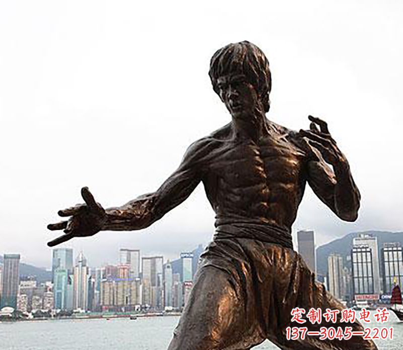 金华李小龙铜雕,为您展现明星的精彩!