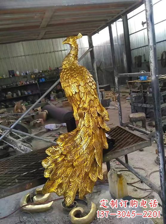 金华精工制作的鎏金凤凰雕塑
