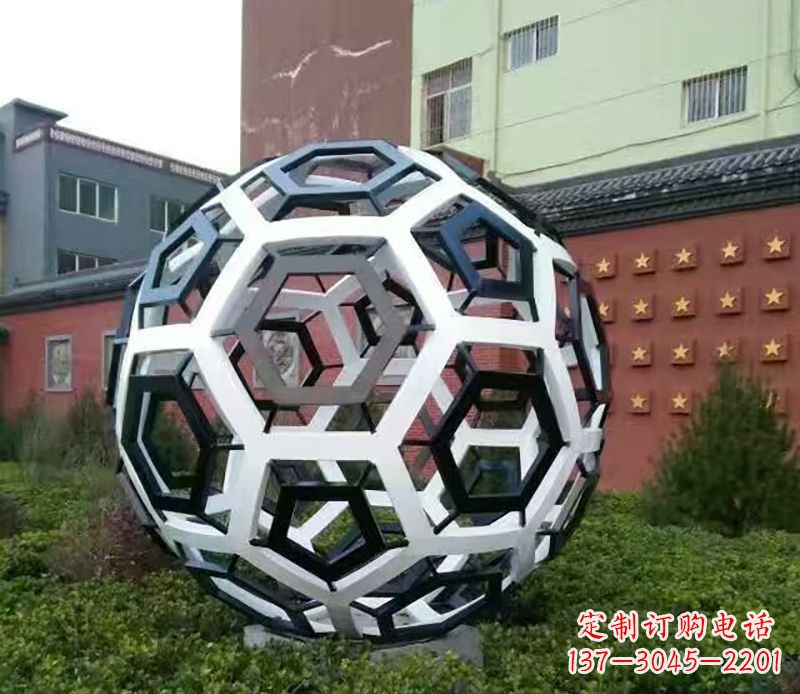 金华中领雕塑定制足球公园不锈钢雕塑