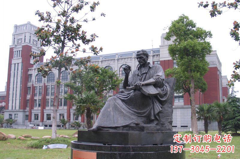 金华卢梭西方名人铜雕由中领雕塑定制,是一款完…