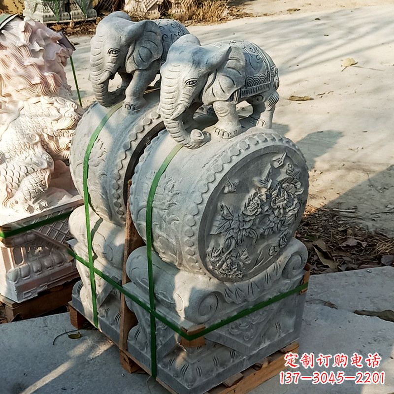 金华为您的大门增添重量感-中领雕塑石雕貔貅