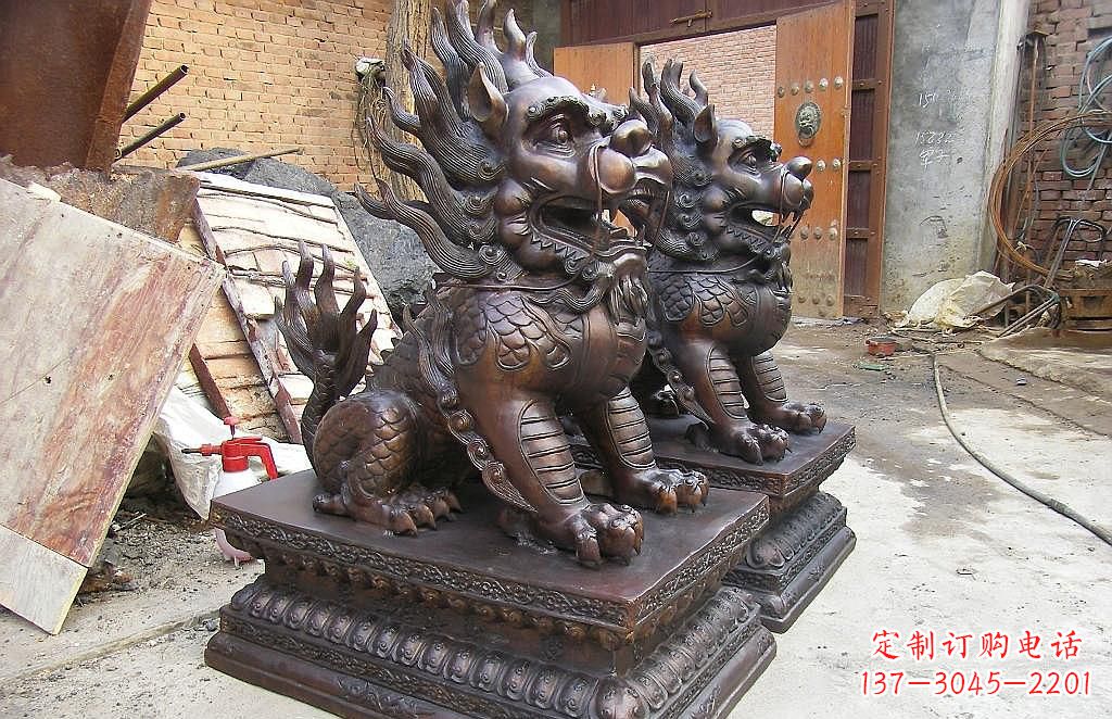 金华传统工艺精制–钜细工艺麒麟铜雕